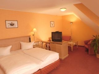 Hotel St. Martin Chalet Weingut Raabe tableau 2